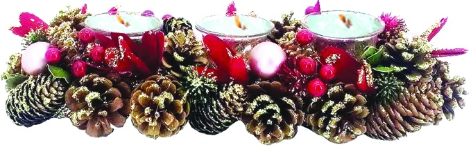 Pinecone Triple Cup Candleholder, 34cm