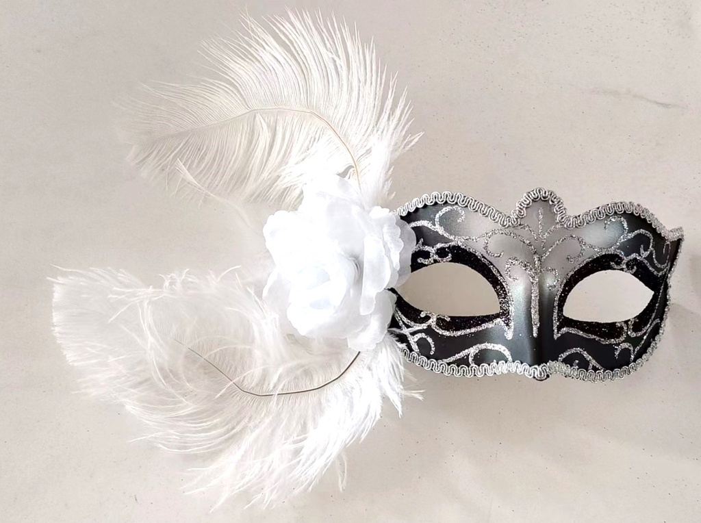Feather Mask Side Rosette Plume
