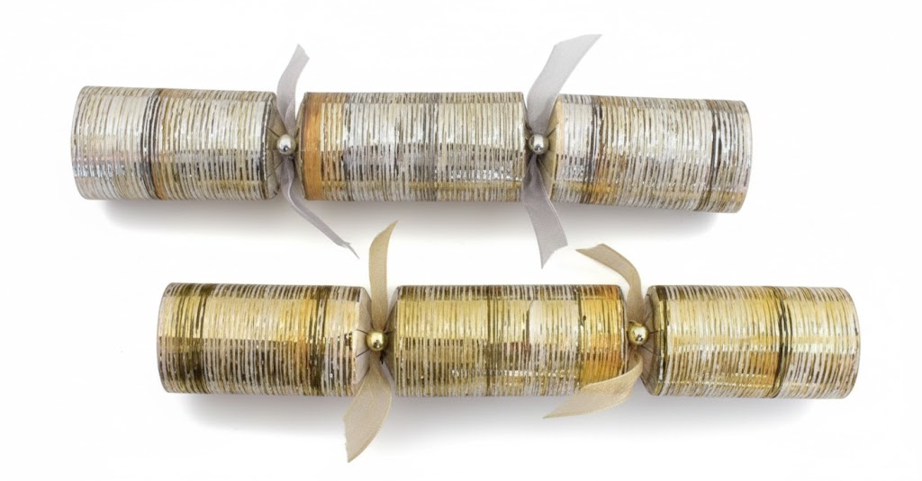 Cracker with Organza Ribbon And 2 Beads, 12"