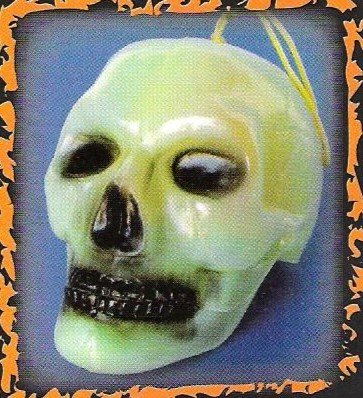 [22001-X] Hanging Skull